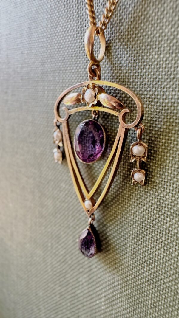 9ct Yellow Gold Amethyst & Pearl Chandelier Pendant - Image 3