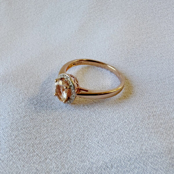 9ct Rose Gold Oval Morganite Ring - Image 2